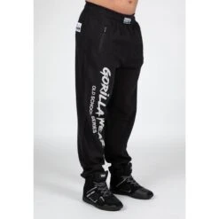 Pantalón Chándal Fitness Largo Hombre GORILLA WEAR Augustine OldSchool Negro